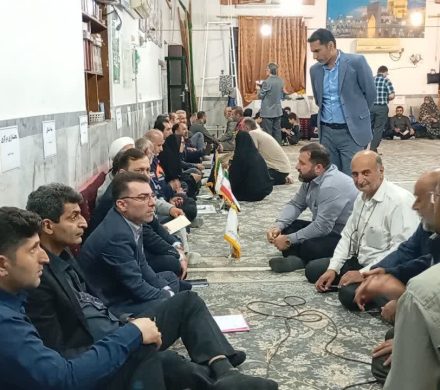 شرایط جنگی کشور مانع از توجه و خدمتگزاری دولت به مردم نمی شود
