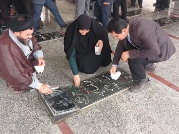 بمناسبت هفته دفاع مقدس عطر افشانی گلزار شهدا