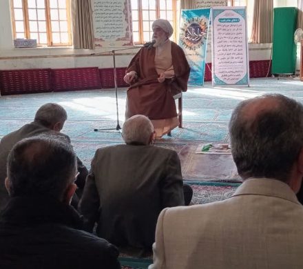 اقامه نماز و سخنرانی در مسجد جامع کردکوی