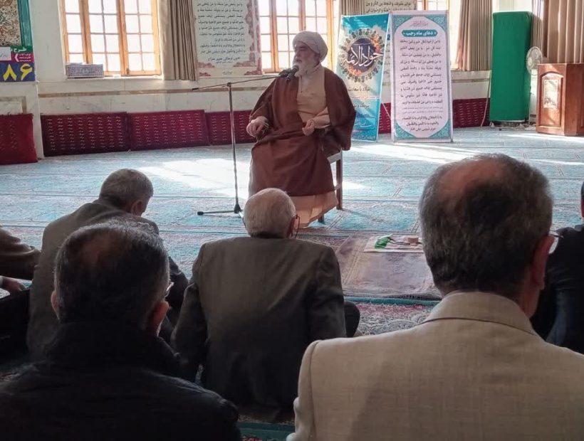 اقامه نماز و سخنرانی در مسجد جامع کردکوی