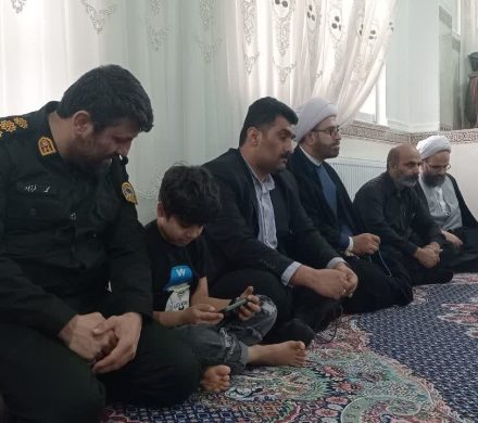 دیدار مسئولان کشوری و استانی با خانواده شهید امنیت مهدی افتخاری‌فر